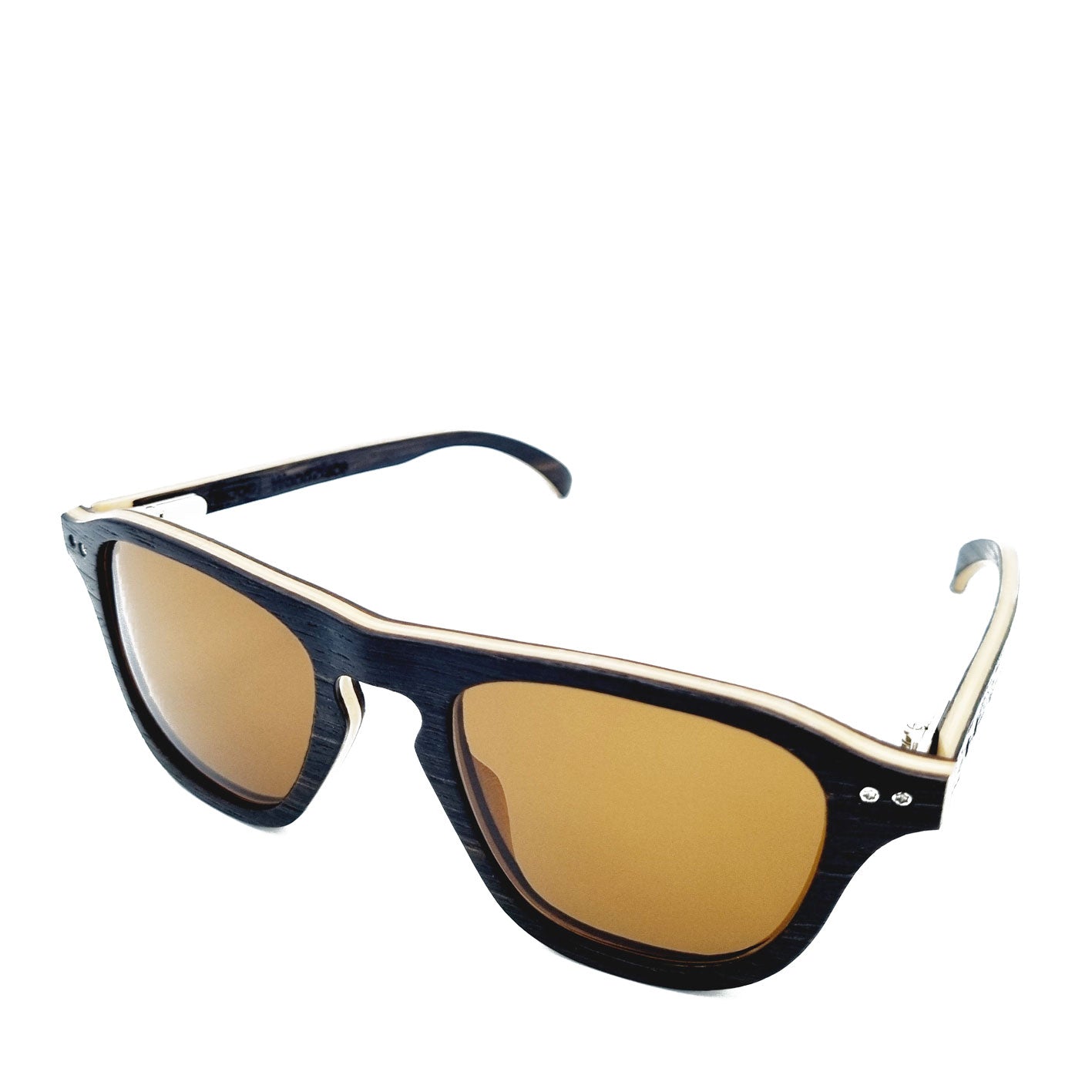 Lunettes de soleil en bois de chêne des marais